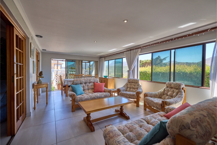 4 Bedroom Property for Sale in Fish Hoek Western Cape